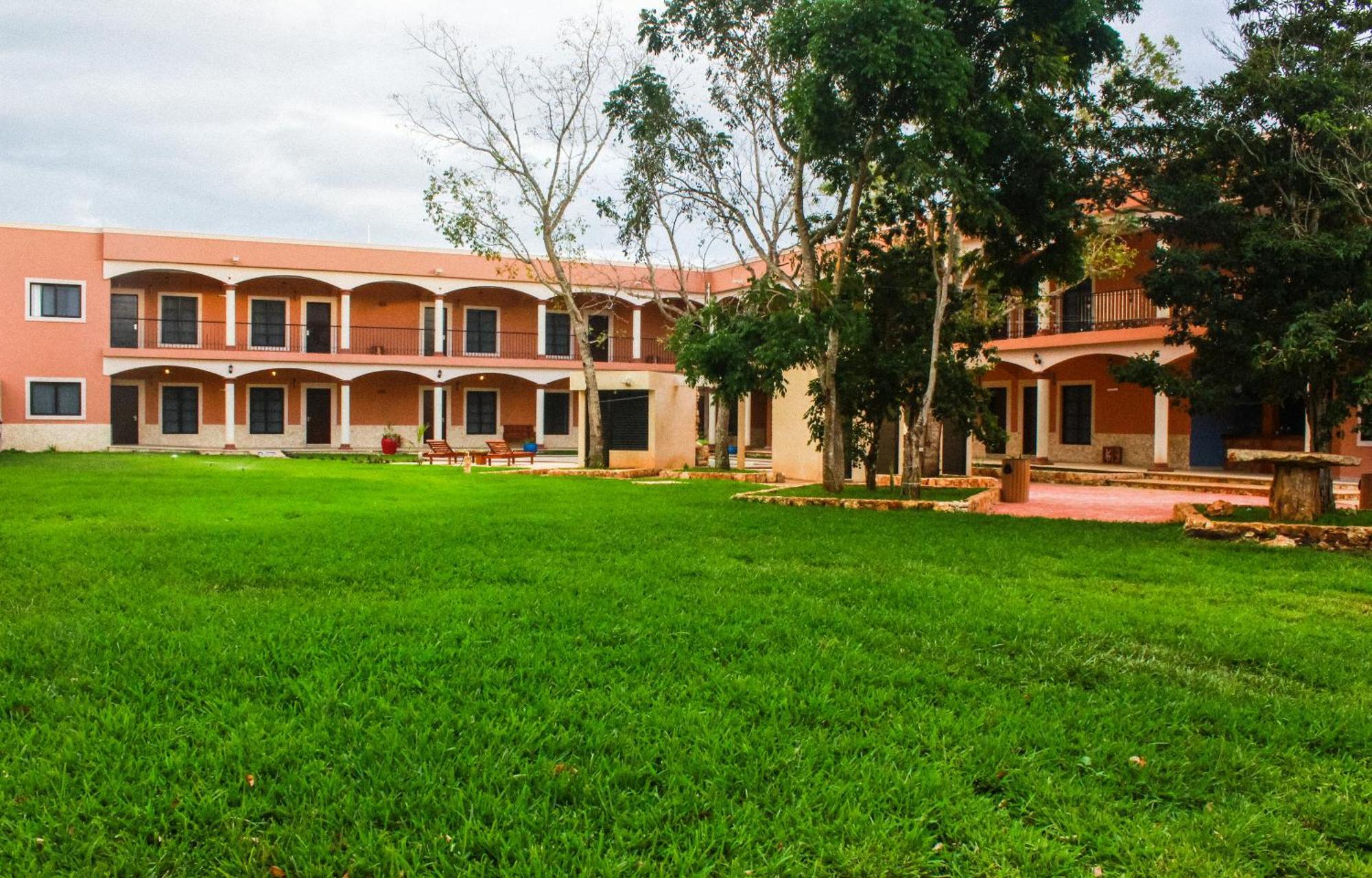 Hotel Los Frailes, Valladolid, Yucatan Valladolid  Buitenkant foto