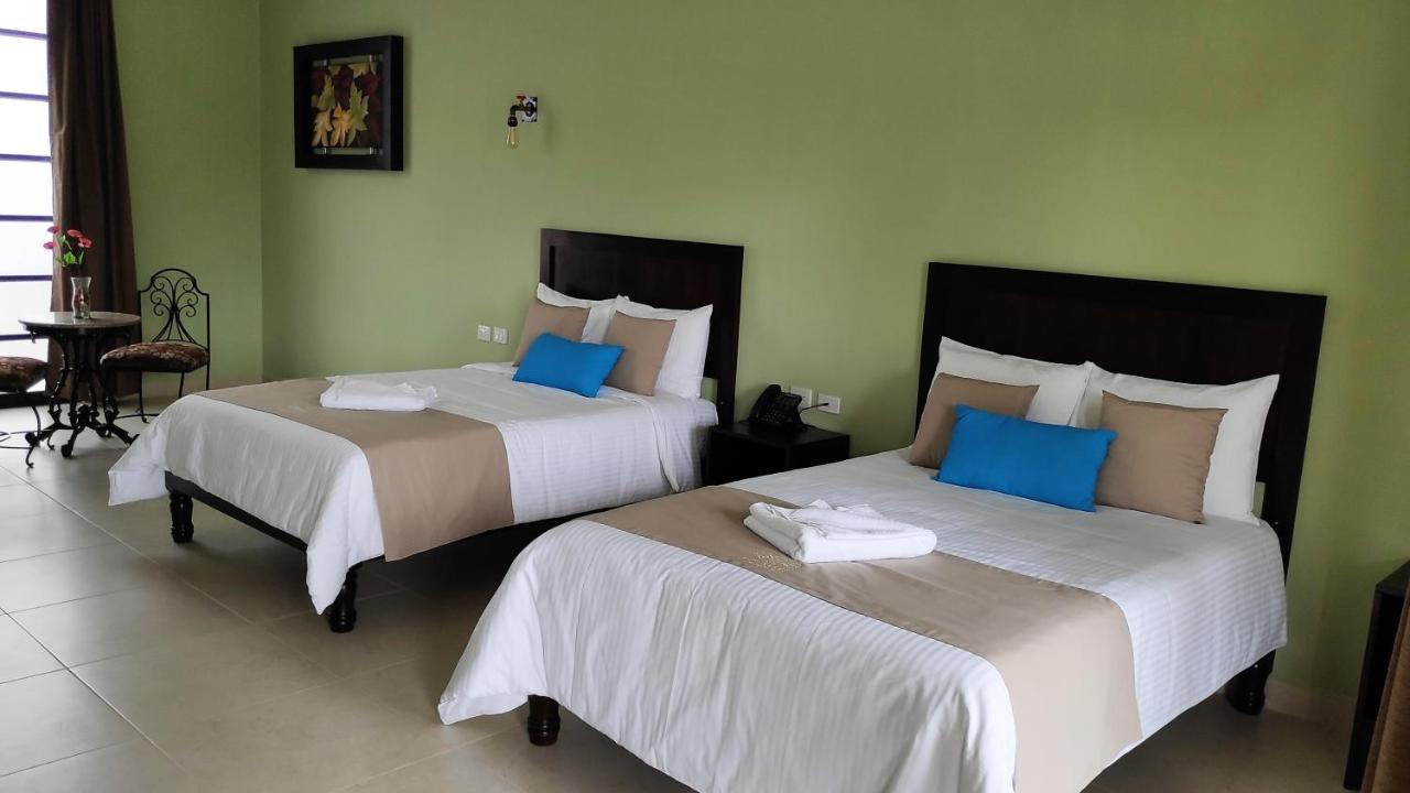 Hotel Los Frailes, Valladolid, Yucatan Valladolid  Buitenkant foto